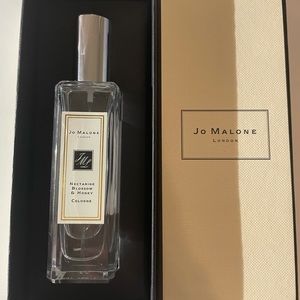 Jo Malone fragrance Nectarine Blossom & Honey